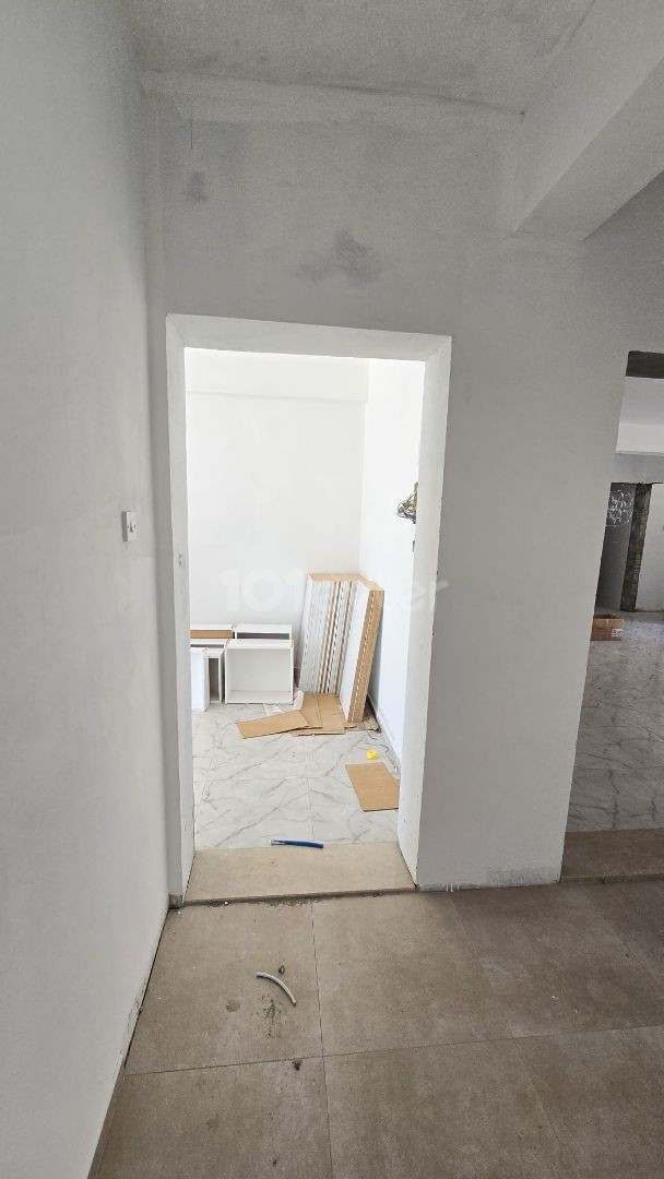 2+1 Erdgeschosswohnung zum Verkauf in der Gegend von Famagusta und Tuzla, nach 1 Monat geliefert, 85 m2