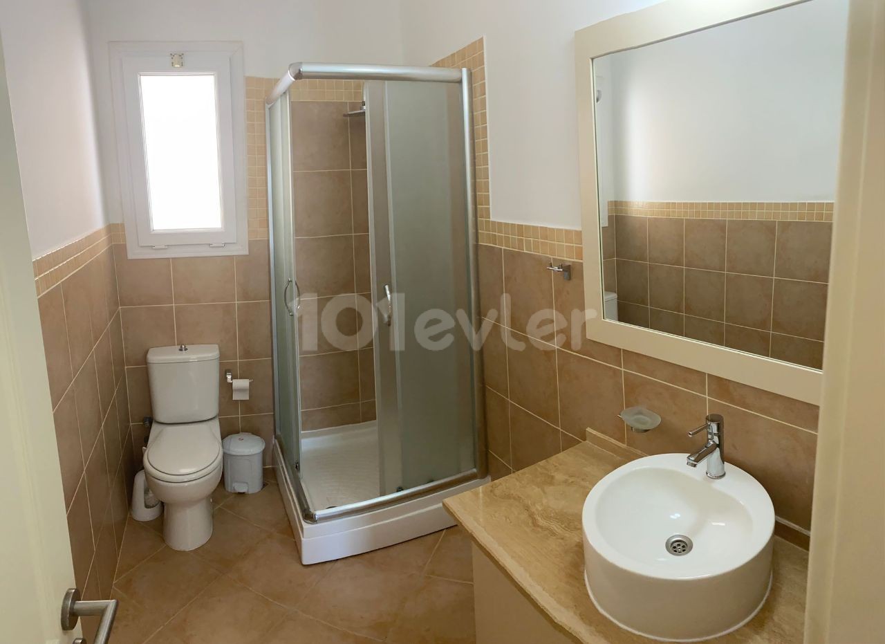 Ground Flat with Private Pool in a Complex in Bafra