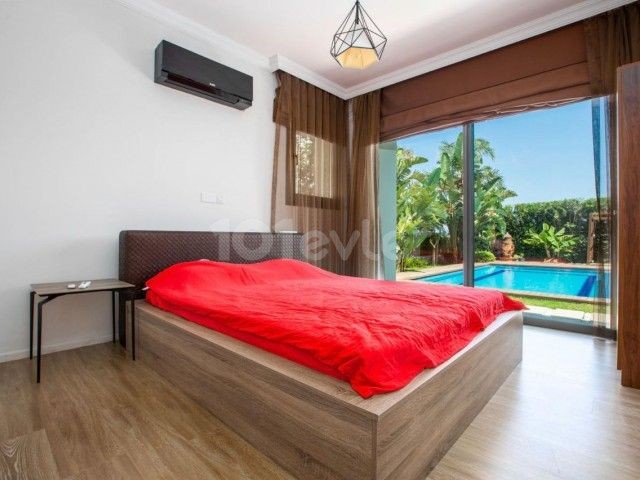 Girne Karaoğlanoğlu Kiralık 4+1 Villa