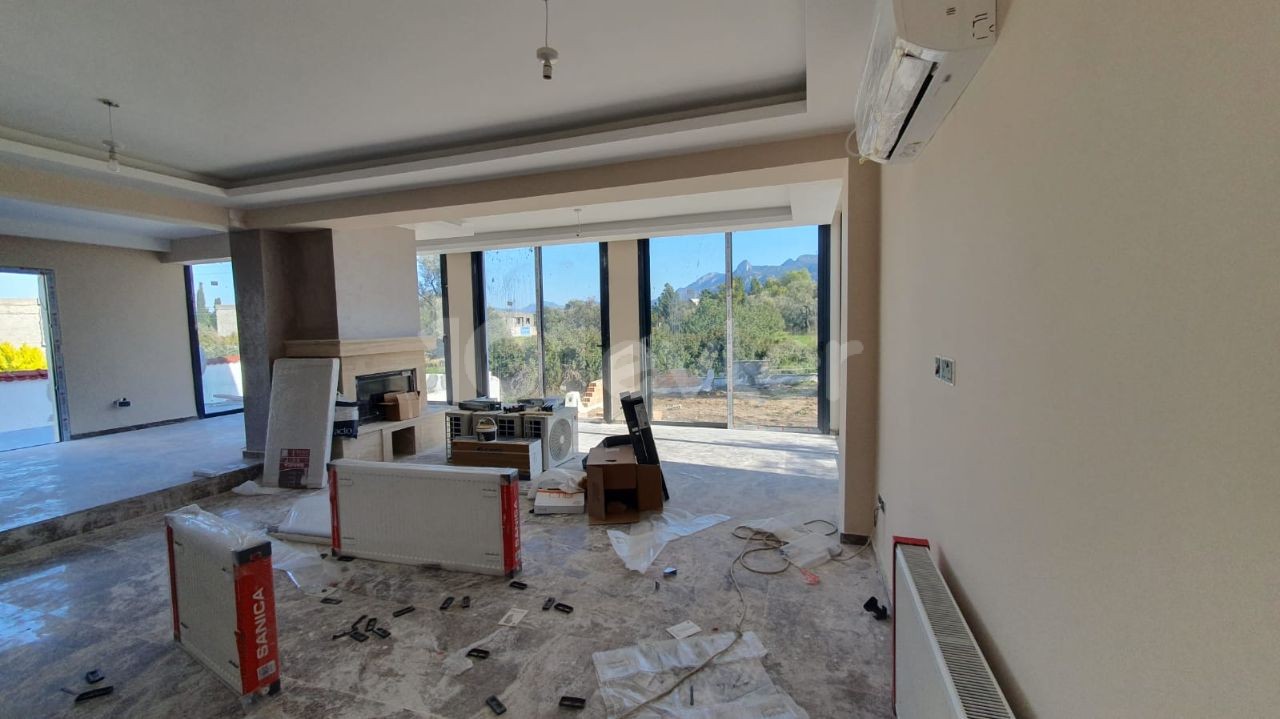 For Sale 4+1 Villa in Bellapais Kyrenia ** 