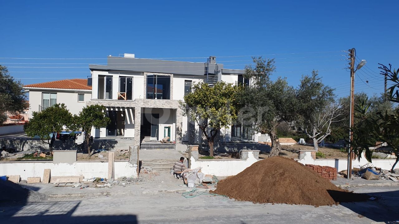 Girne Bellapais Satılık 4+1 Villa