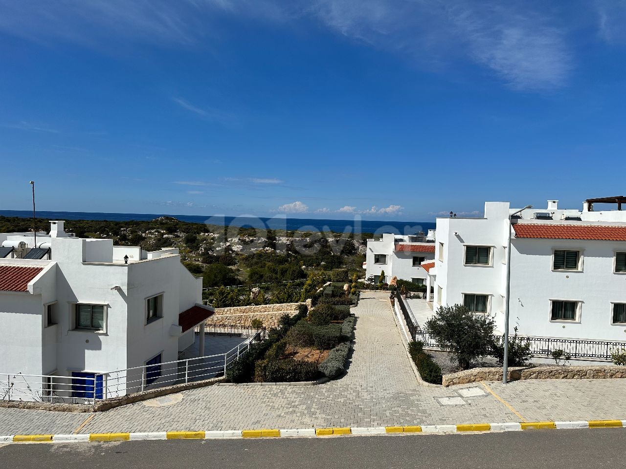 Girne Esentepe'de Satılık 3+1 Penthouse daire