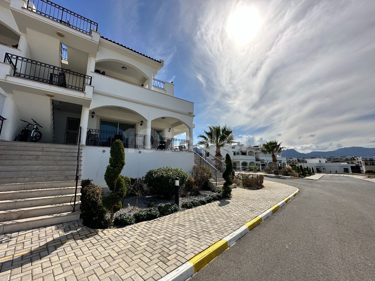 Girne Esentepe'de Satılık 3+1 Penthouse daire