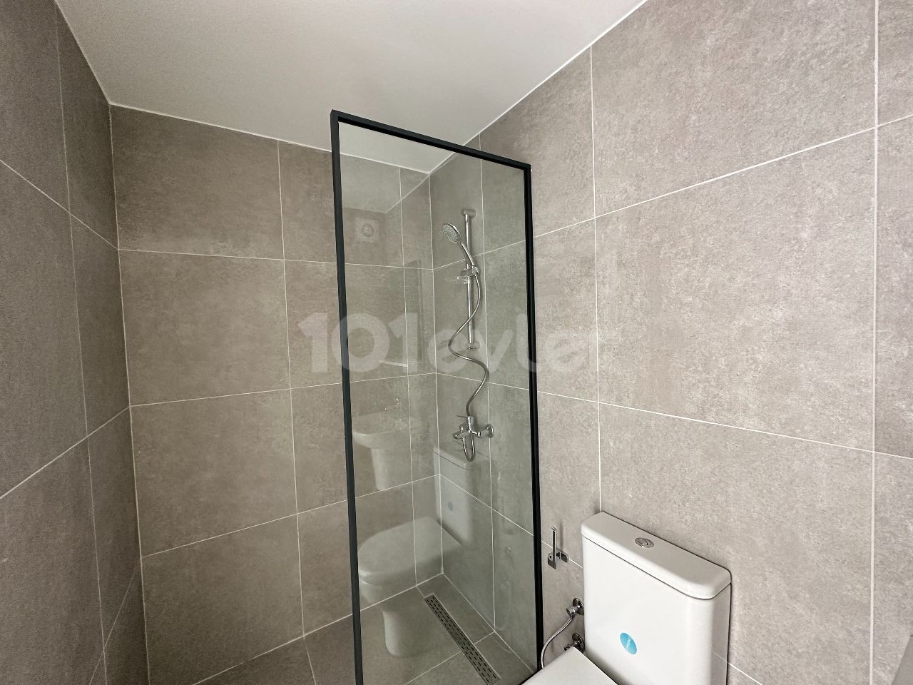 Girne Esentepe'de Satılık 2+1 Penthouse daire