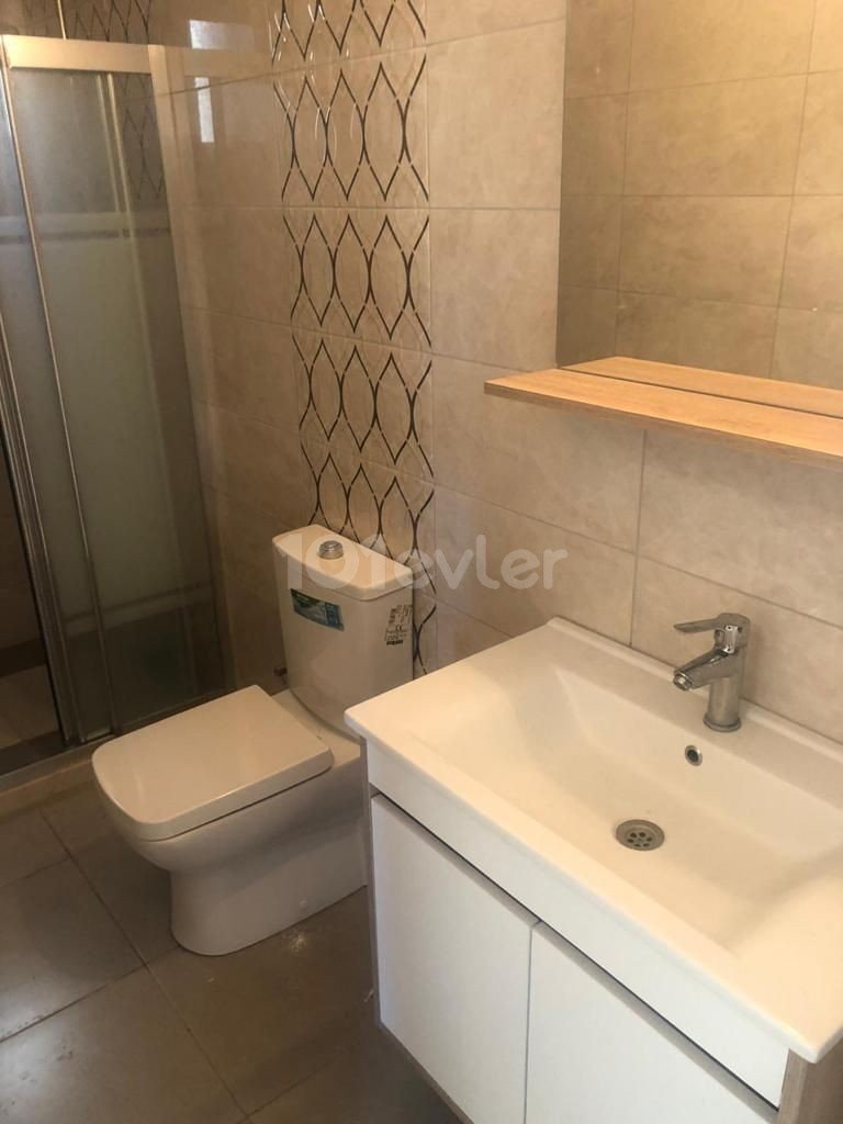 For Sale 1+1 Apartment in Girne Merkez