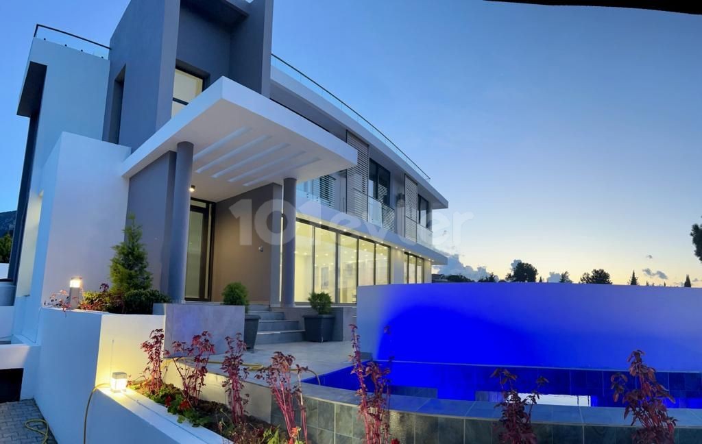 Kyrenia Doğanköy Luxus-Villa mit Infinity-Pool zu verkaufen!