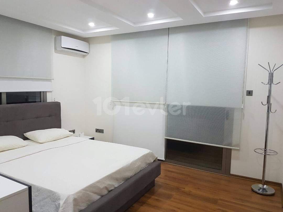 Girne Merkez Satılık 3+1 Penthouse