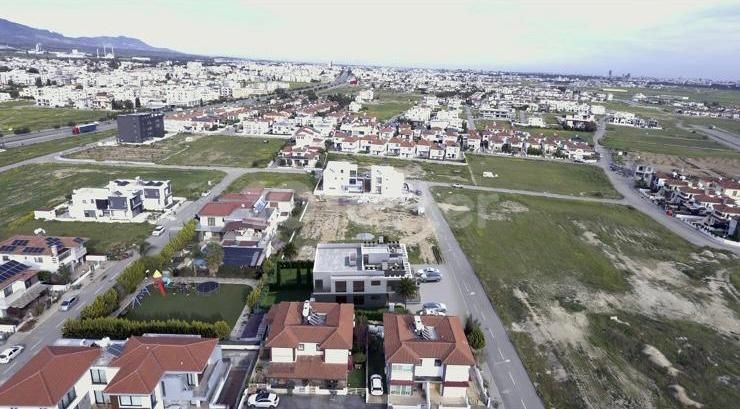 Nicosia Yenikent 3+1 Penthouse und Erdgeschoss Wohnungen zu verkaufen