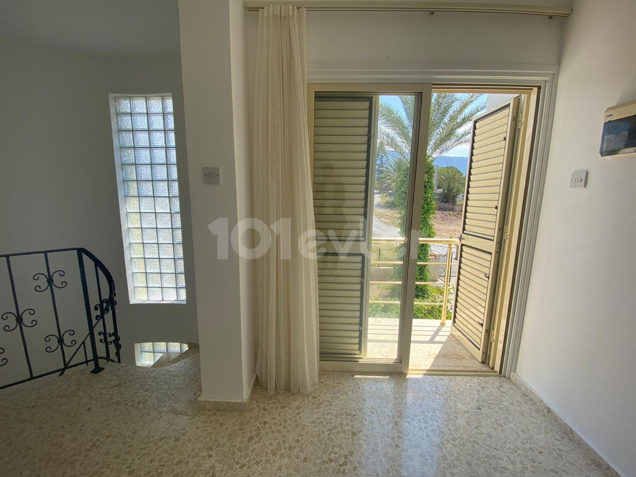 Kyrenia Catalkoy 6+2 Villa zu vermieten