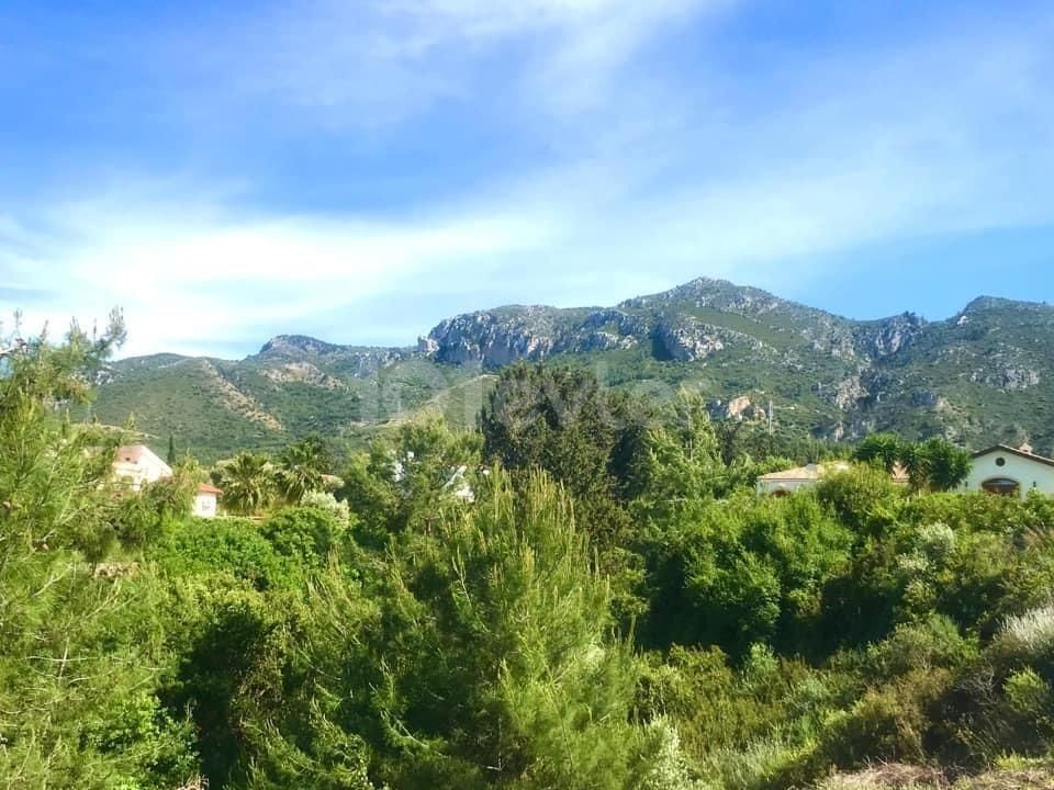 4 Bedroom Villa for Sale  in Kyrenia, Ozankoy