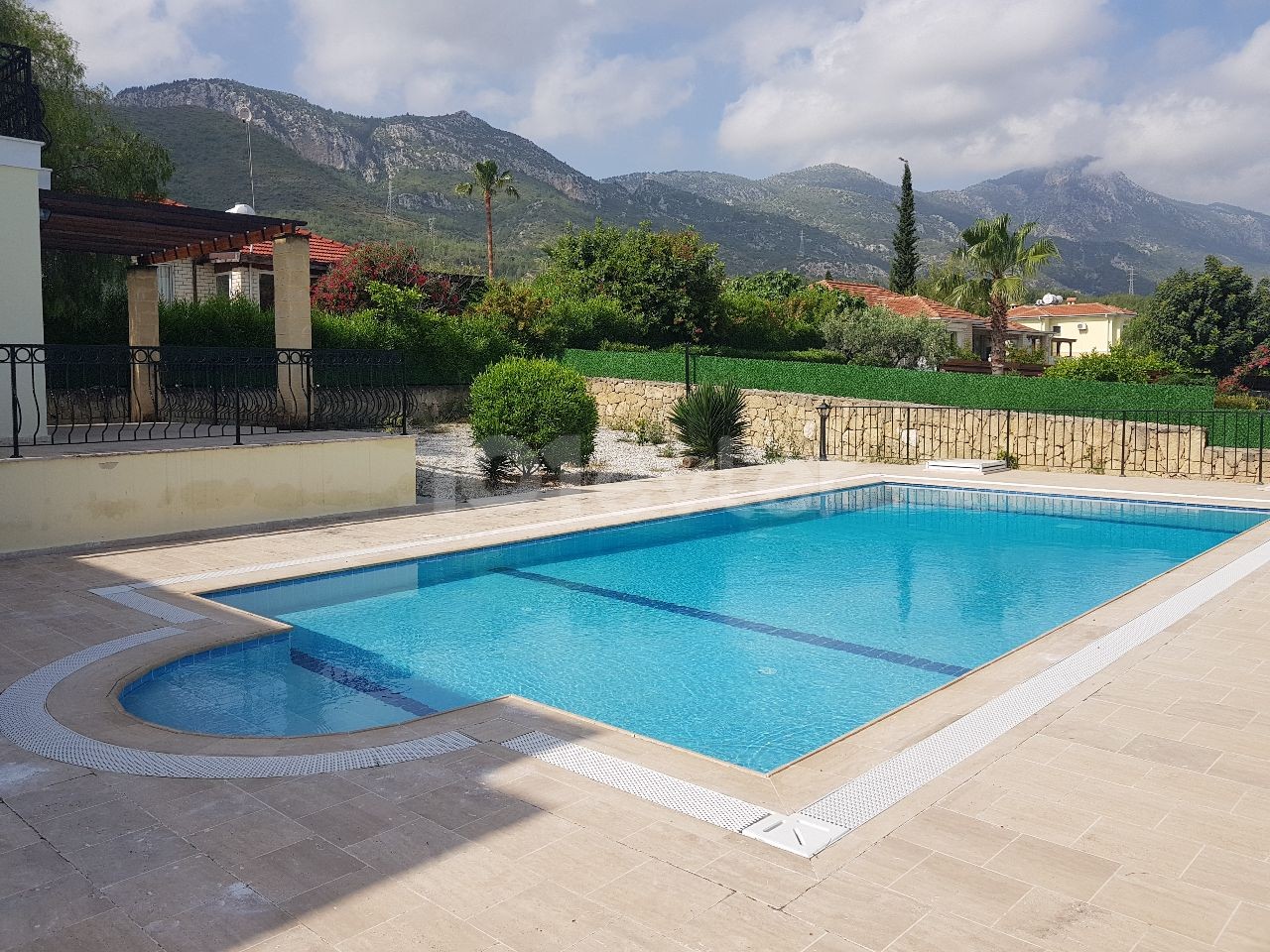 3 Bedroom Villa for Sale in Çataköy, Girne