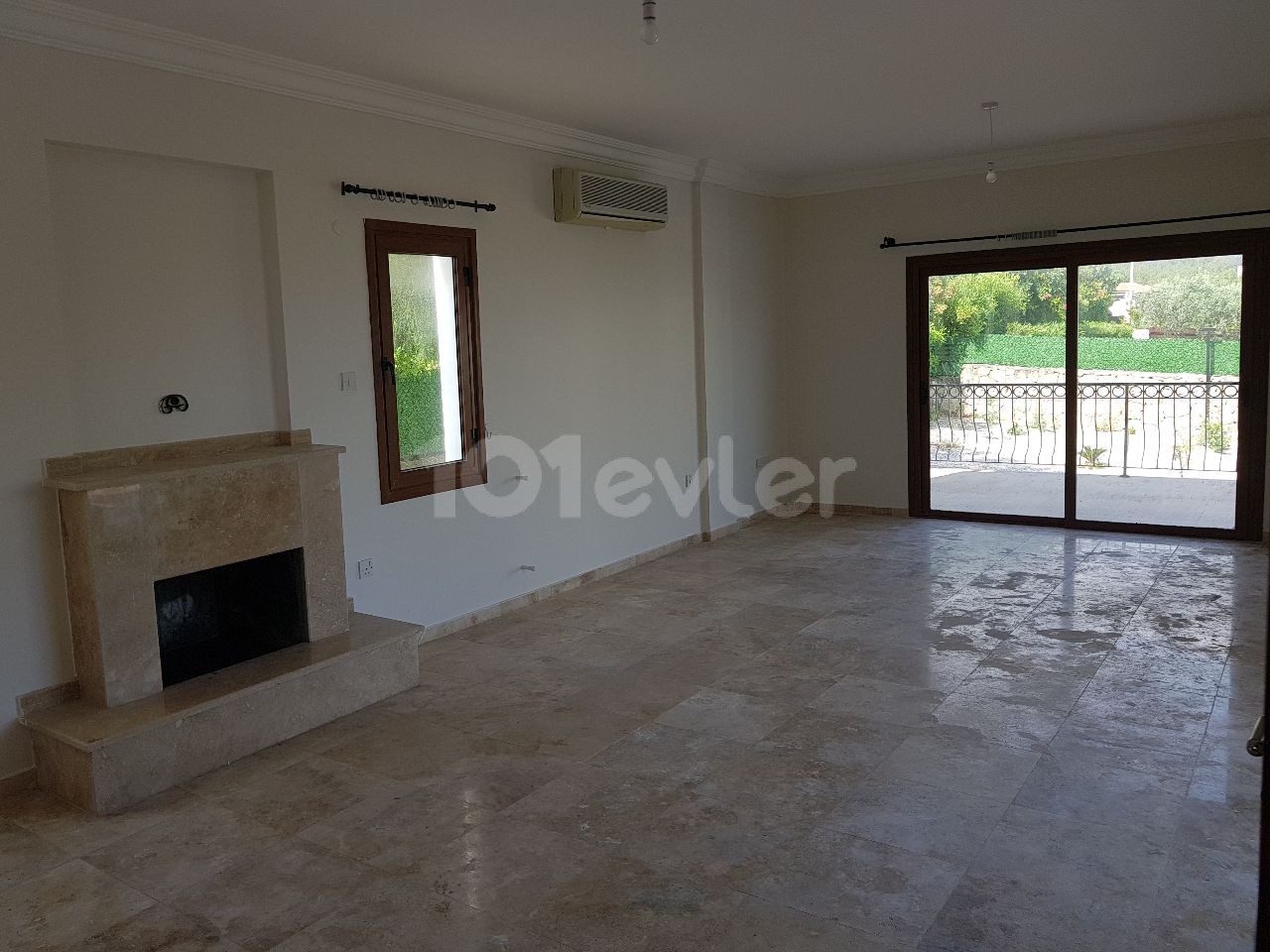 3+1 Villa zum Verkauf in Çataköy, Girne