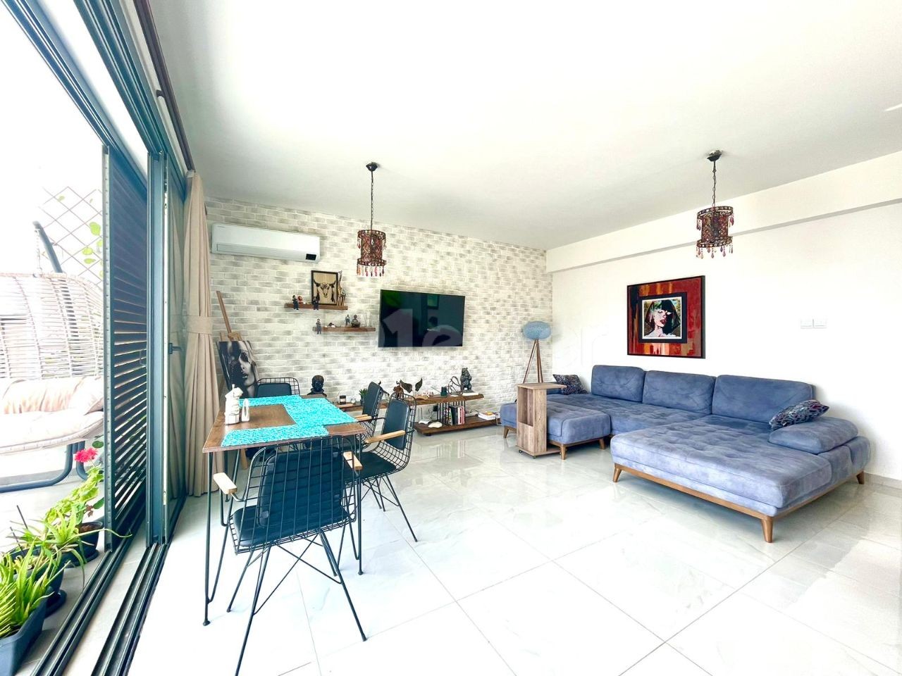 2 Bedroom Flat for Sale in Kyrenia, Yeşiltepe