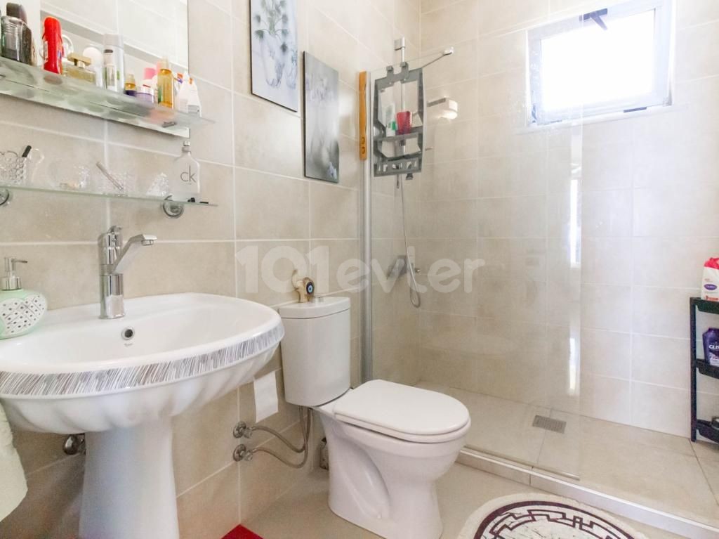 Seafront 3+1 Penthouse with private jacuzzi in Kyrenia, Bahçeli