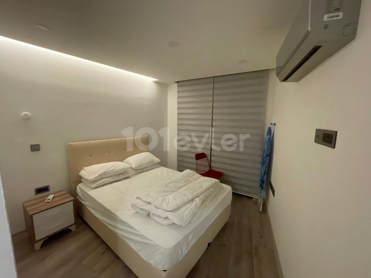 2+1 Flat For Sale In Kyrenia Center