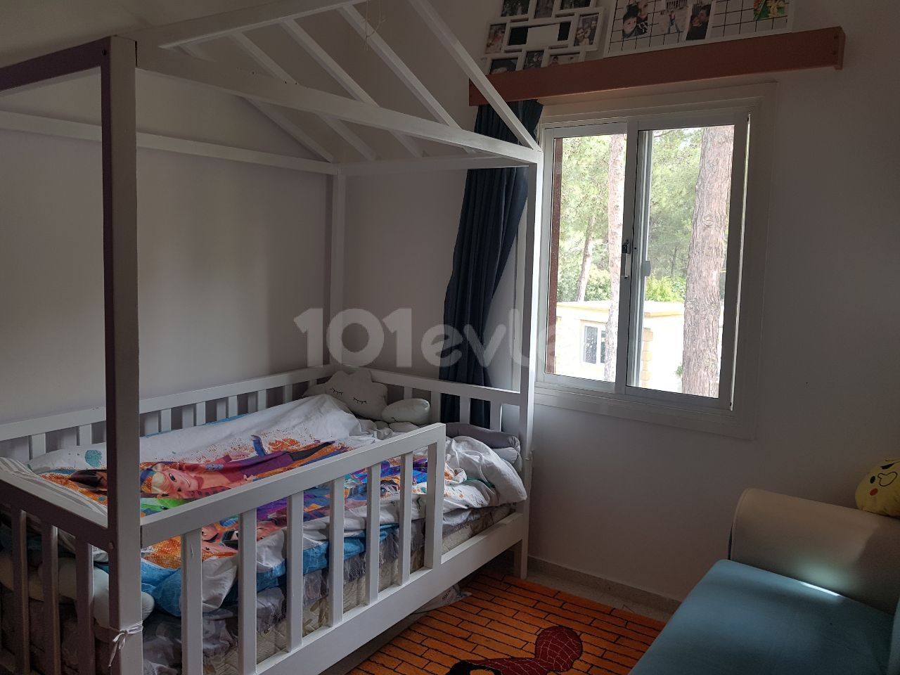 3+1 Wohnung mit Gemeinschaftspool in einem Komplex in Çatalkoy