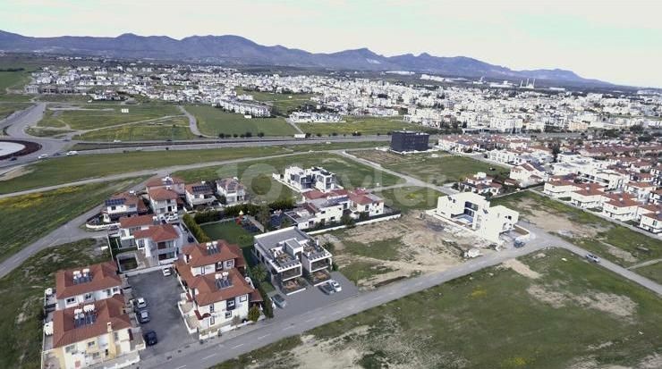 3+1 Penthouse- und Erdgeschosswohnungen zum Verkauf in Nikosia Yenikent