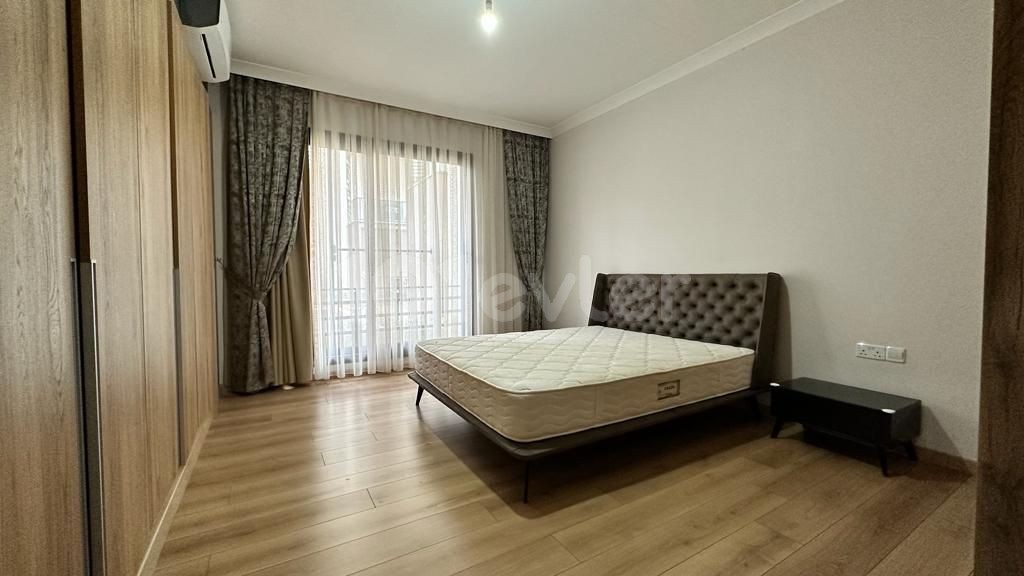 Kyrenia center 3+1 for rent