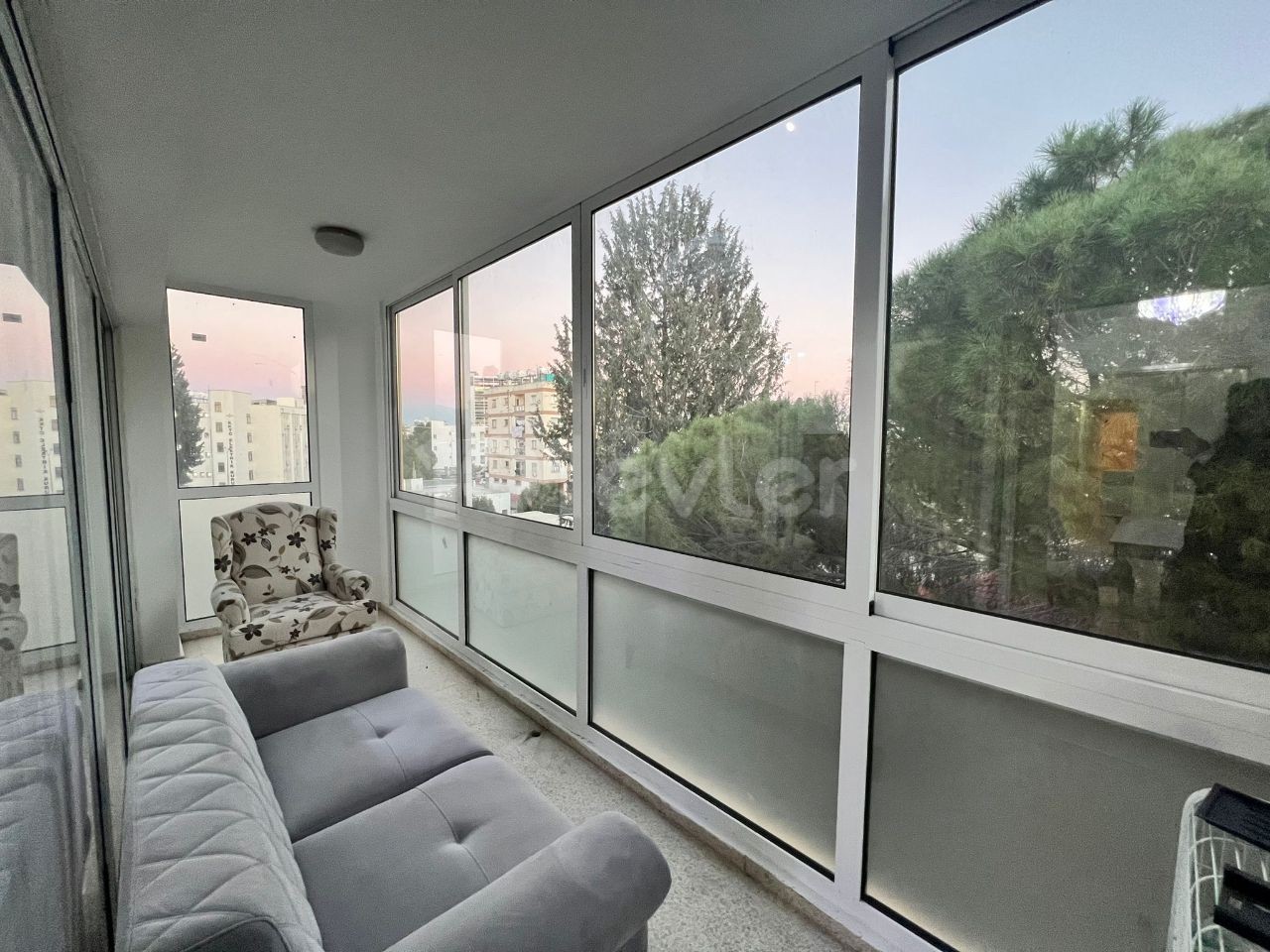 3+1 spacious renovated flat for sale in Köşküçiftlik