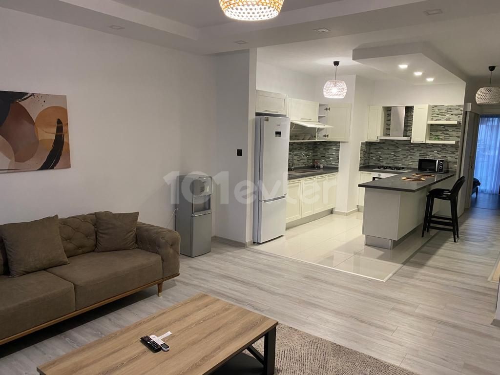 Zeytinlik'te ortak havuzlu site içinde 3+1 satılık villa