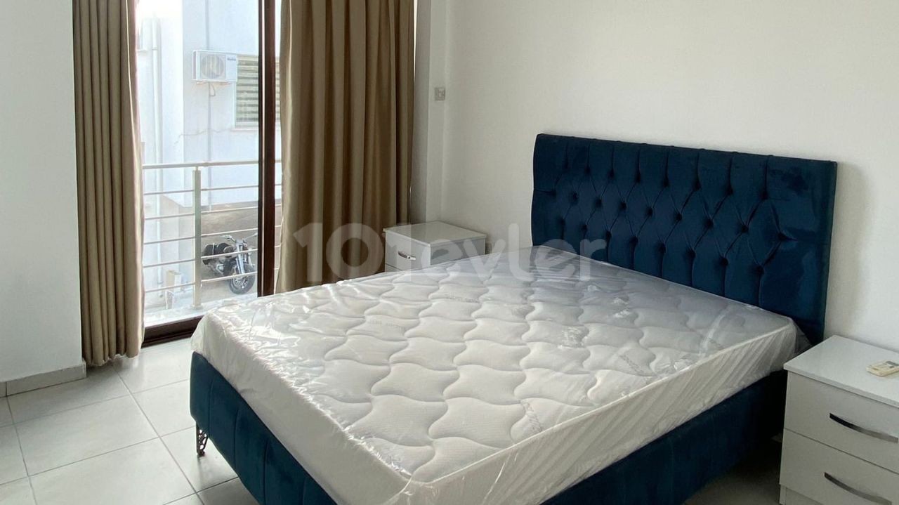 Nice apartment 2+1 for rent in Girne in city centre with sea views 