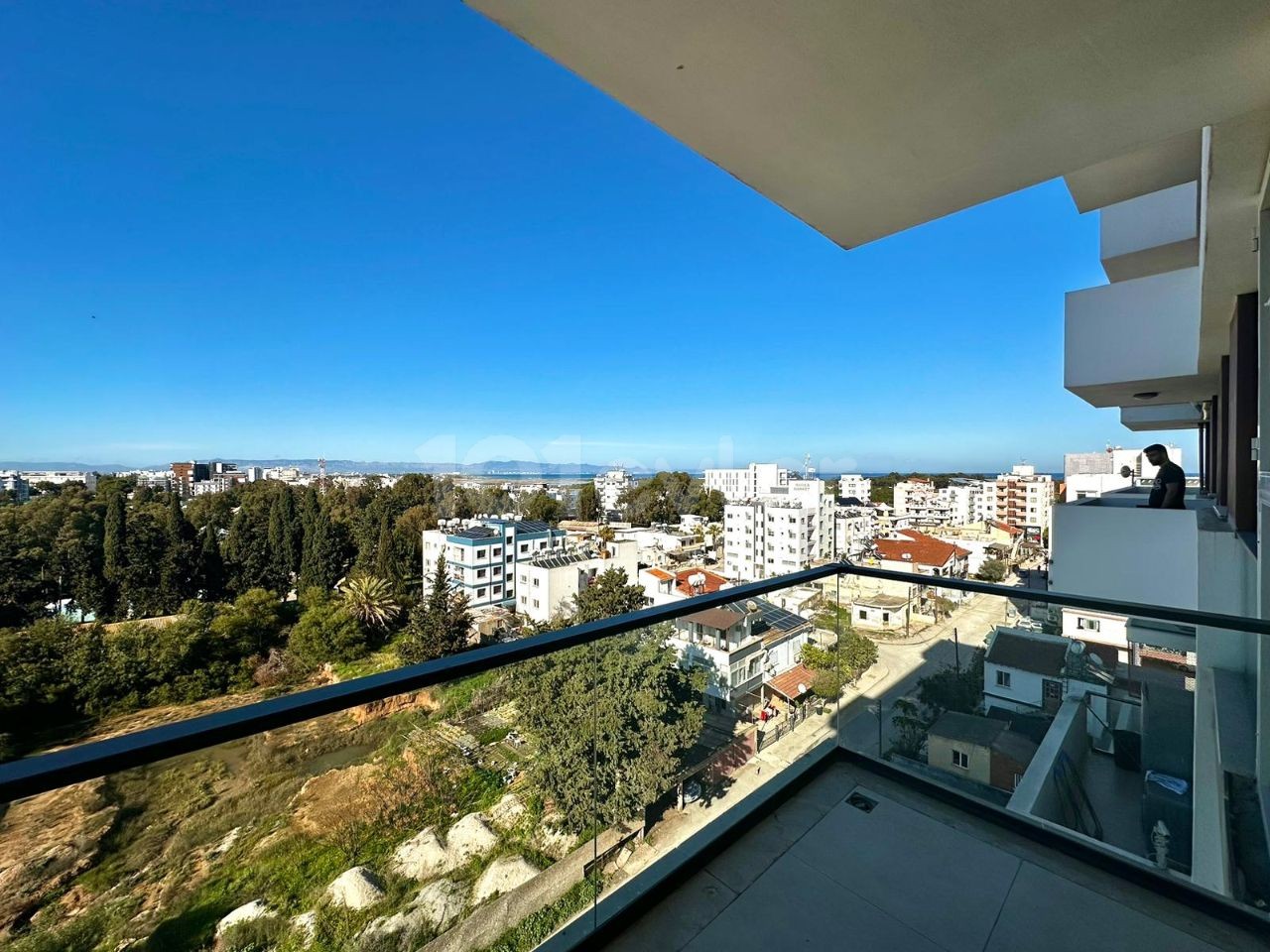 Stilvolles Studio-Apartment mit Gemeinschaftspool und herrlicher Aussicht im Stadtzentrum von Famagusta