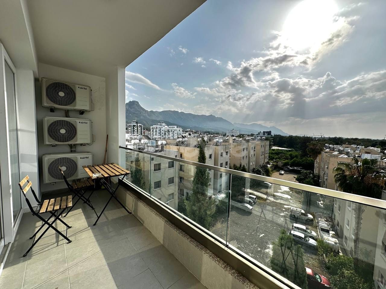 Moderne 2+1-Wohnung zur Miete im Herzen von Kyrenia