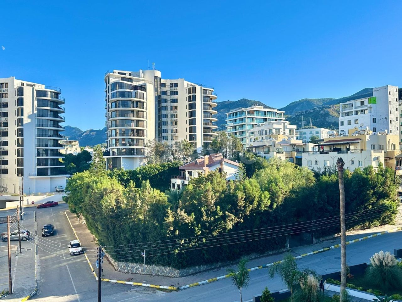 *SOLE AGENT* - 🔥Fully Furnished 3+1 for Rent In The Recently Built Complex in the ❤️ of Kyrenia!☀️