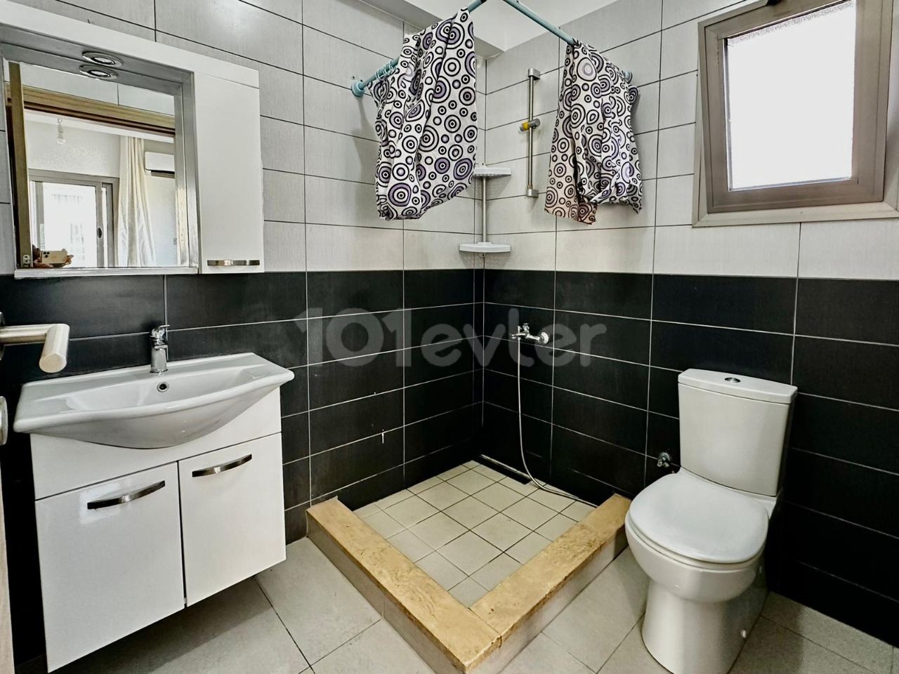 Comfortable 3+1 For Rent in Girne City Center