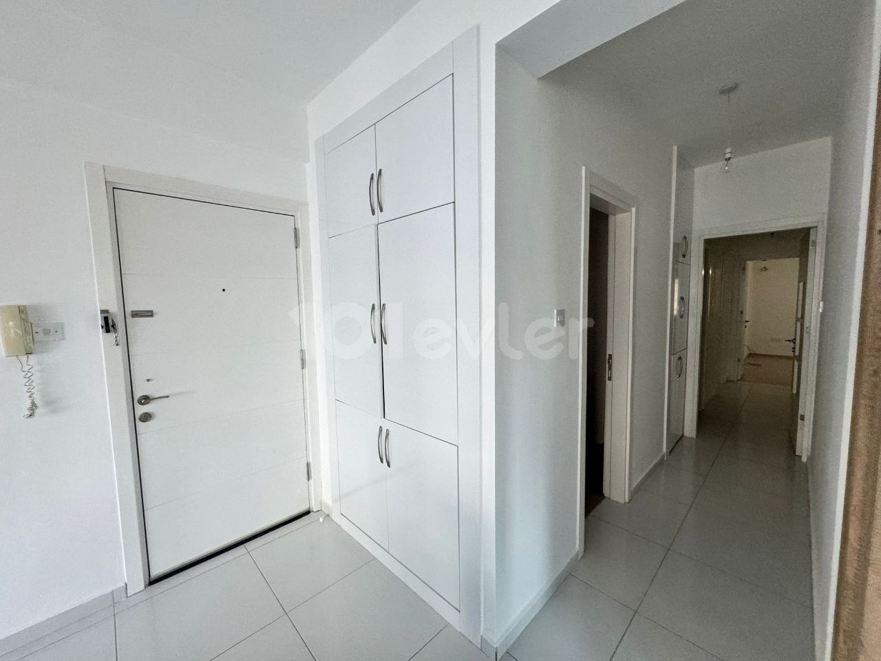 MARMARA 3+1 NEW FURNITURE FLAT FOR RENT