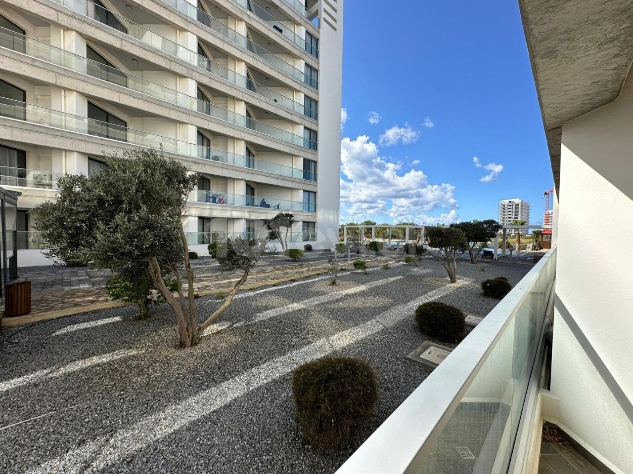 1 bedroom flat for sale by the sea, within the site