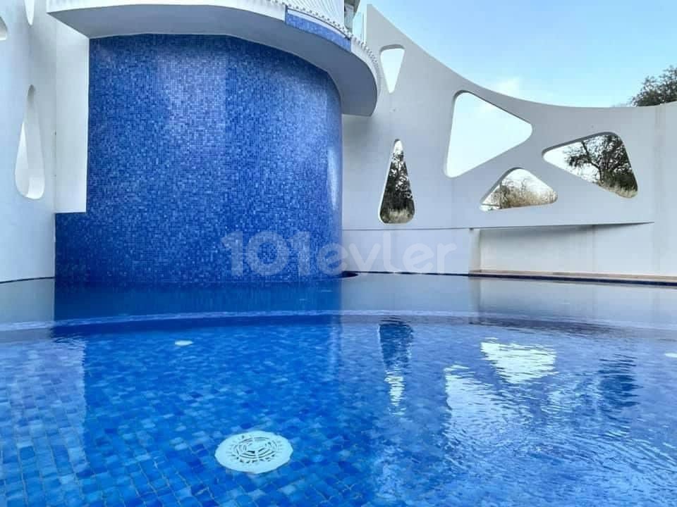 🔥Beautiful & Very Modern 2+1 Apartment for Rent in the ❤️ of Kyrenia!☀️