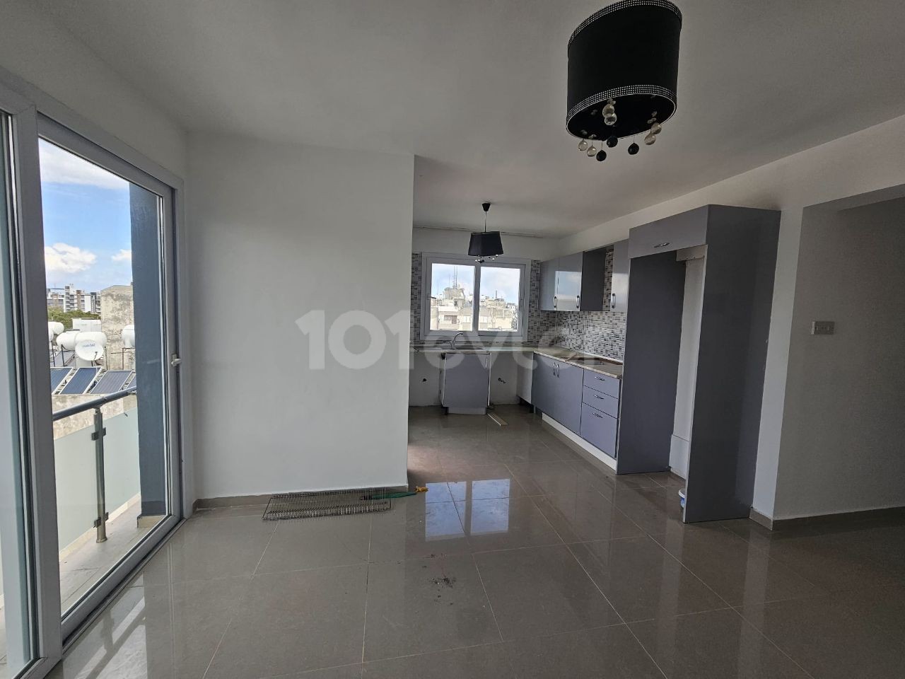 *SINGLE AUTHORITY* - 2+1 Flat for Sale with Sea View