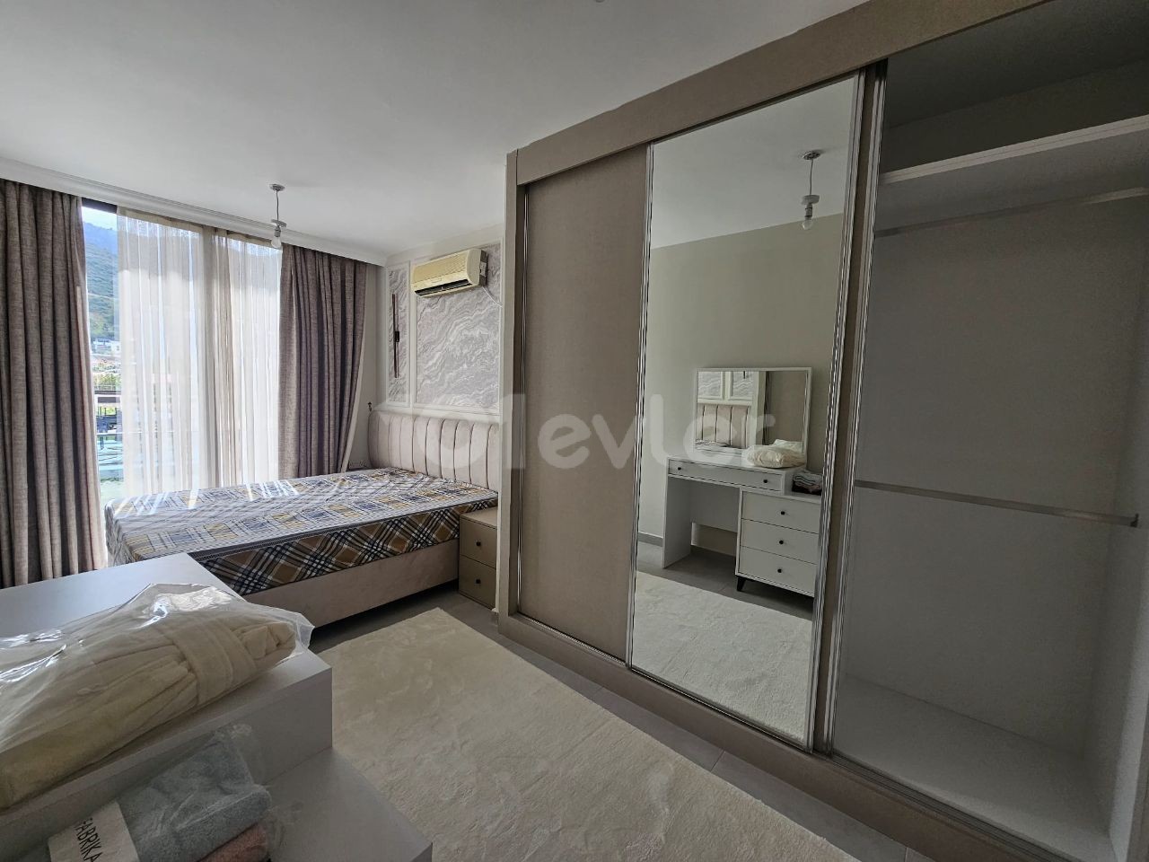 Flat for Rent with Special Decoration