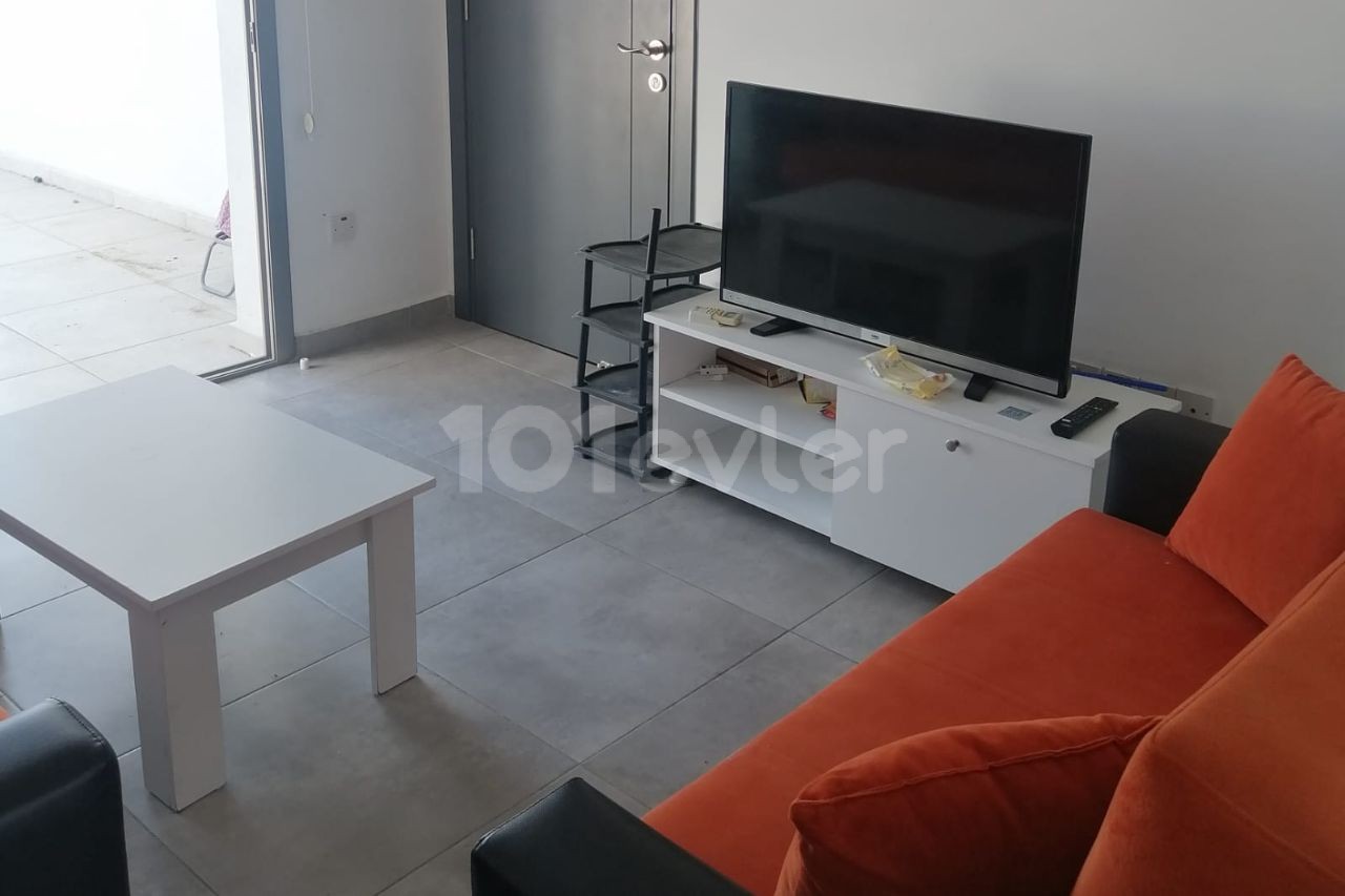 Nice apartment 2+1 for rent in Lefkosha in küçük kaymaklı