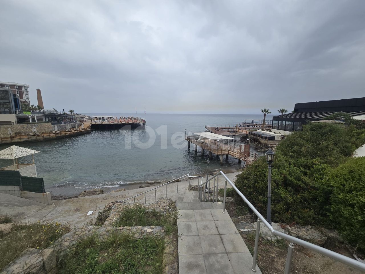 Villa auf einem Grundstück mit privatem Pier in Karaoğlanoğlu, Kyrenia