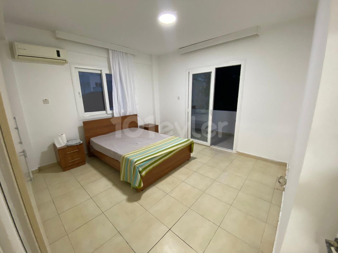 Geräumige 3+1-Wohnung im Zentrum von Kyrenia