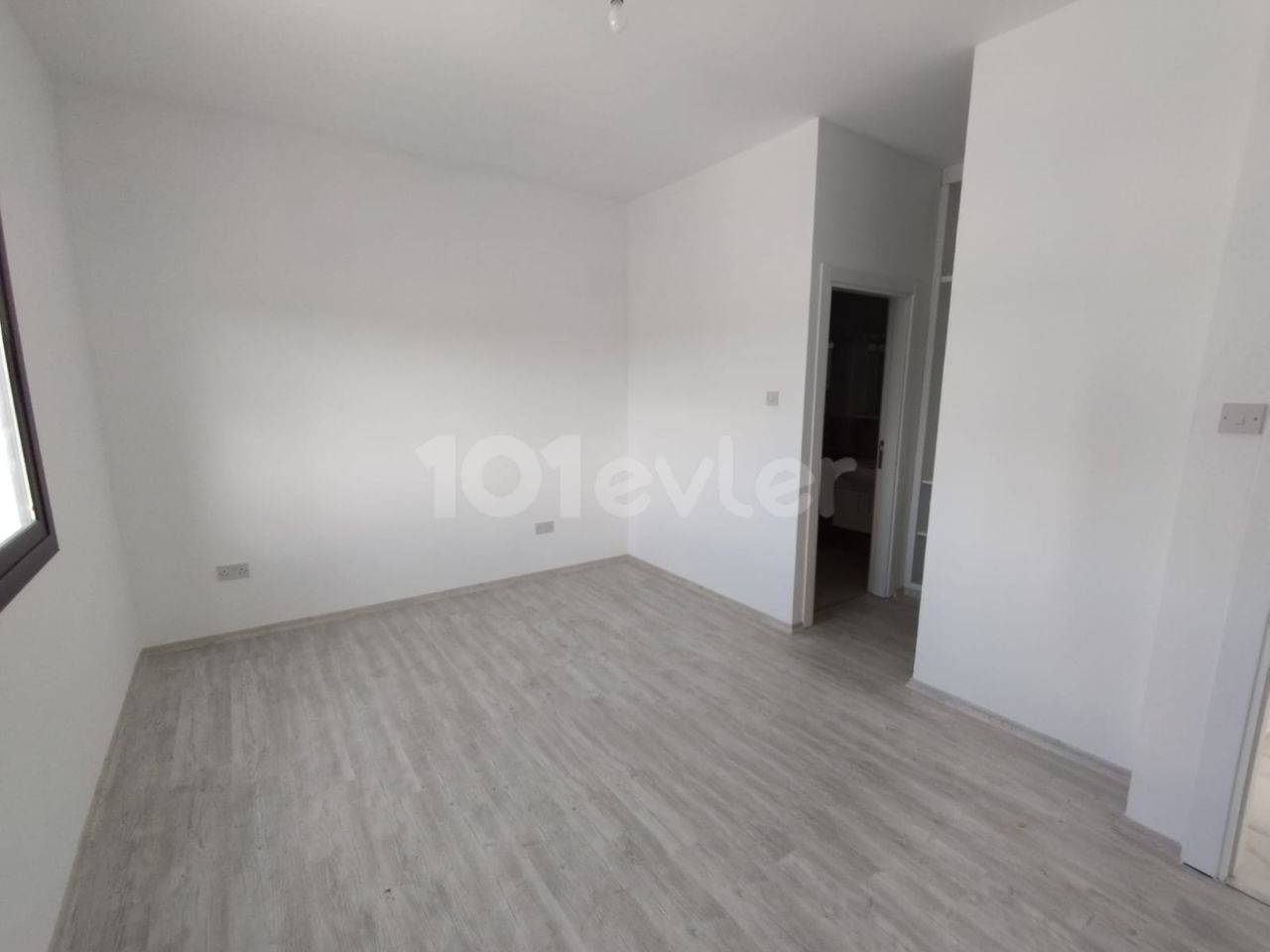 3+1 Apartments for Sale in Alaykoy