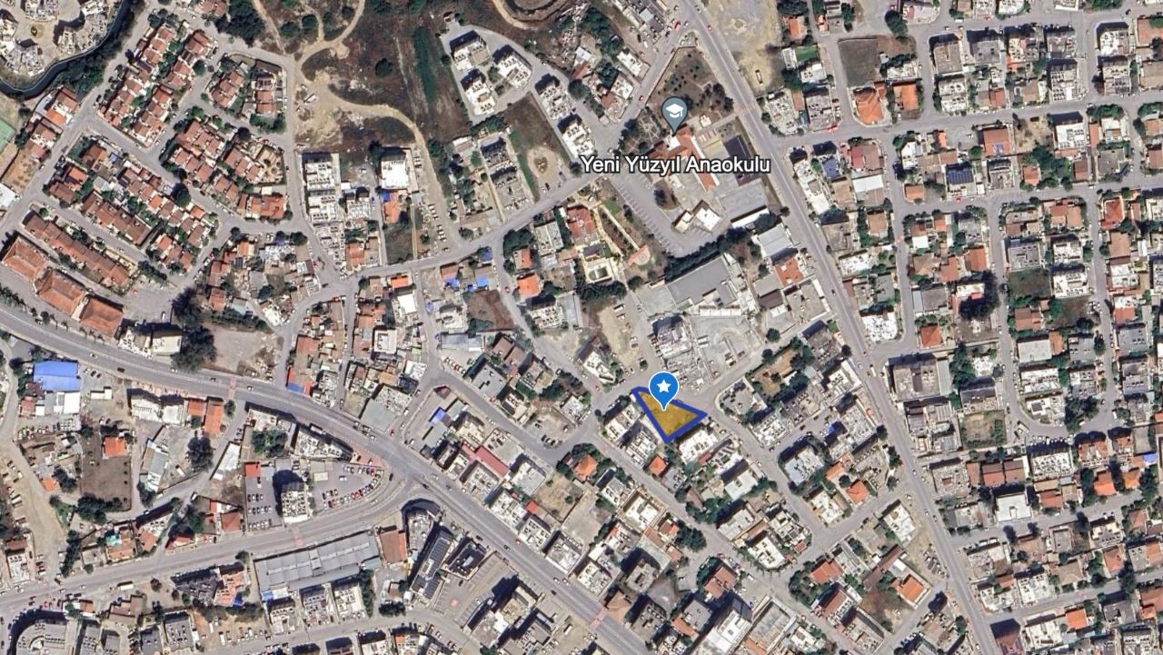 Apartmentgrundstück zum Verkauf an einer Ecke in Ortaköy
