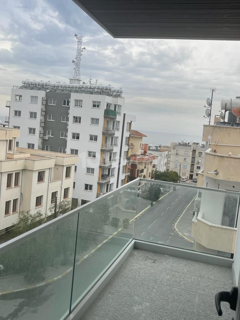 2+1 FULLY FURNISHED LUXURY RESIDENCE FOR RENT IN A BUILDING WITH ELEVATOR IN KASHGAR REGION IN THE CENTRAL LOCATION OF KYRENIA..