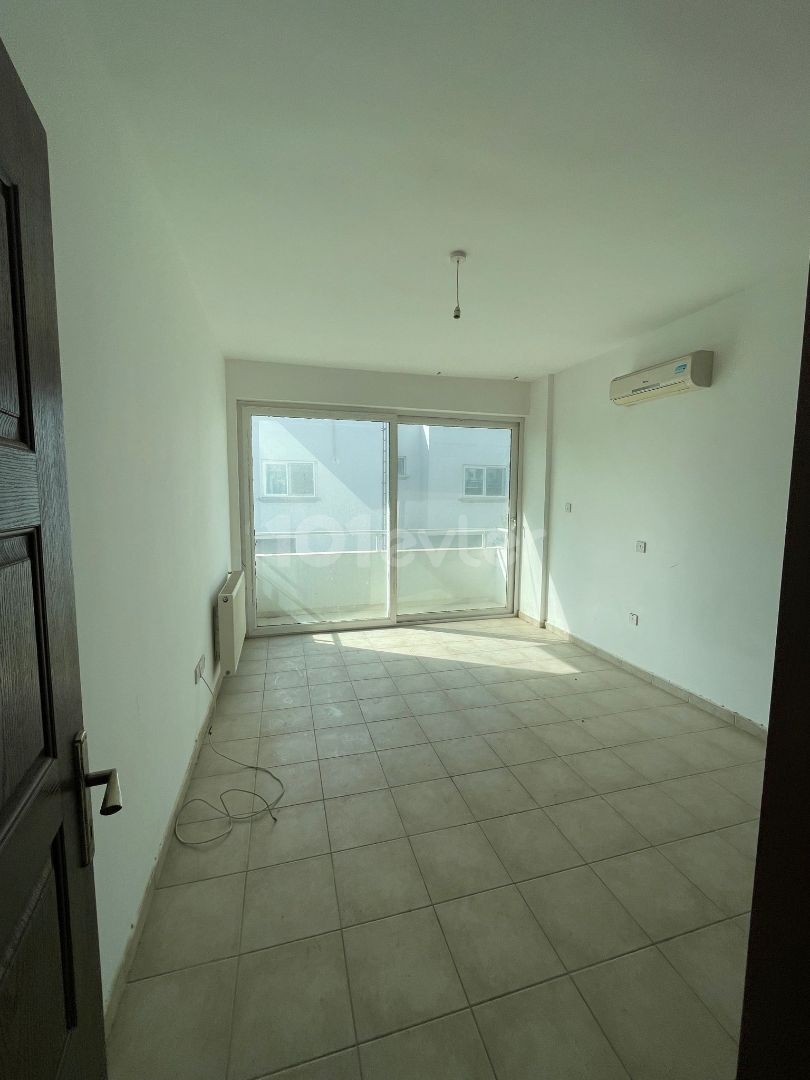 Opportunity Triplex Villa in Küçük Kaymaklı 158.000 stg Turkish Title