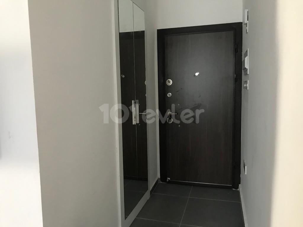 GİRNE KARAOĞLANOĞLUNDA 1+1 SATILIK DAİRE 