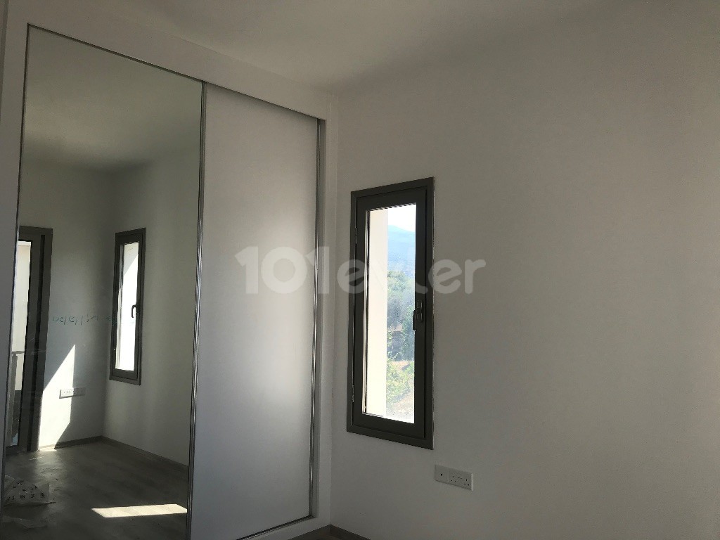 Girne Edremit’te 3+1 Kiralık Villa