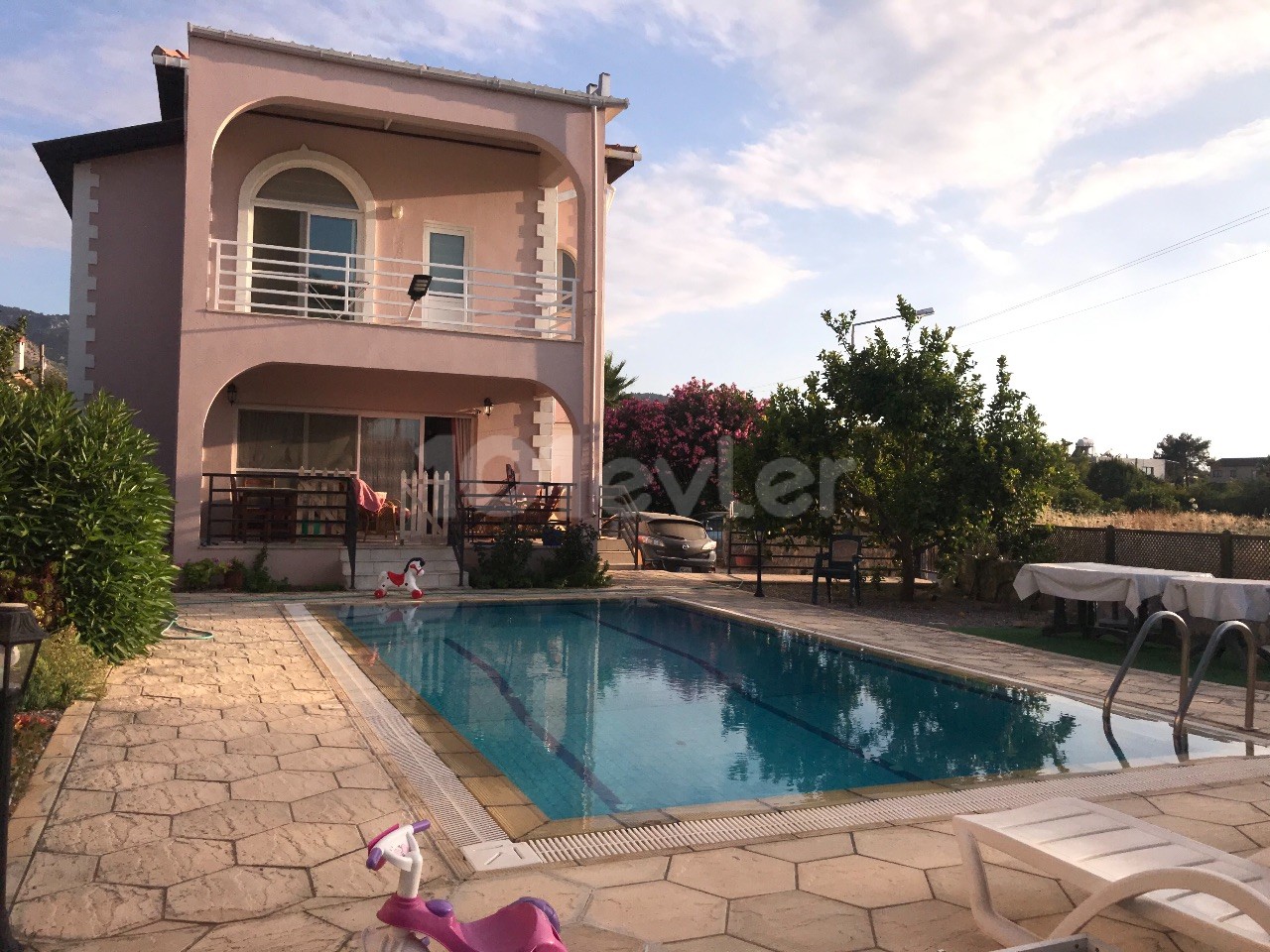 Villa For Sale in Karşıyaka, Kyrenia