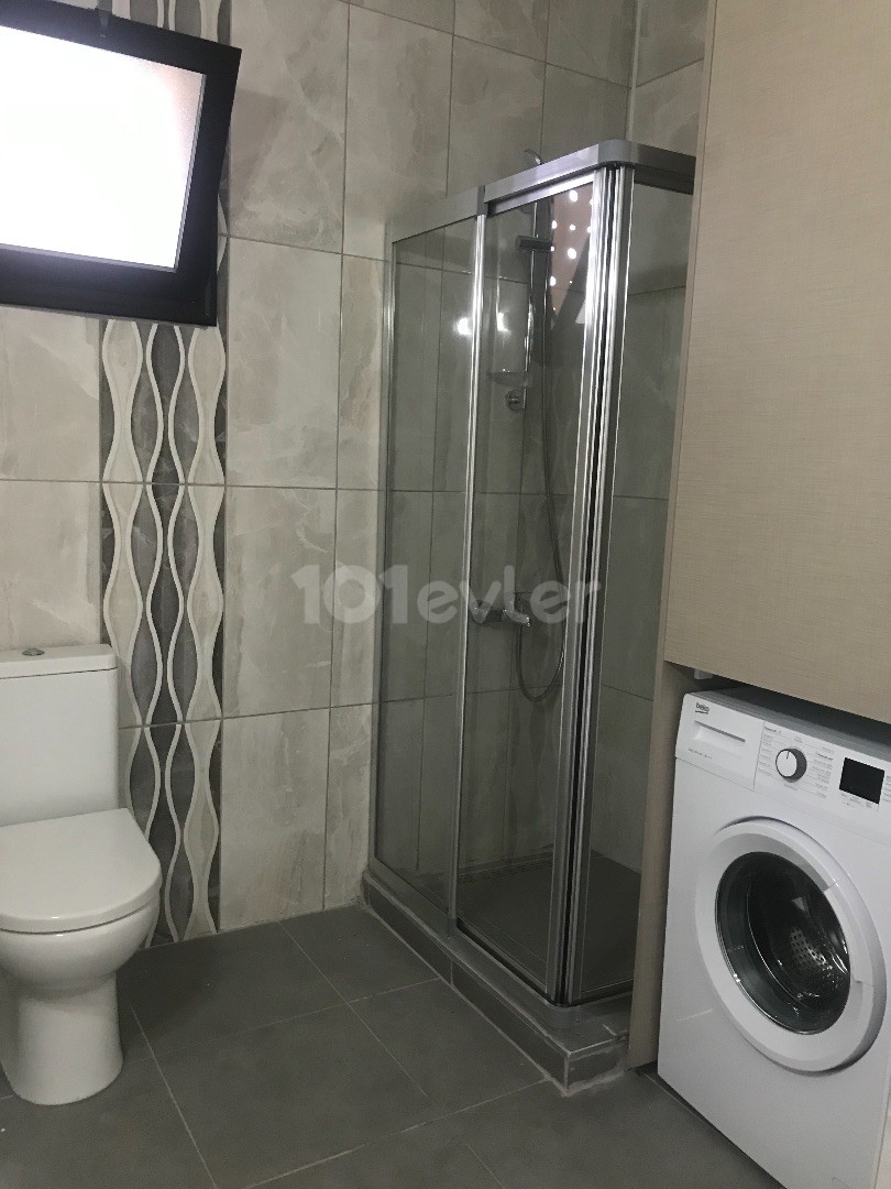 Girne Merkezde 1+1  Eşyalı Satılık Daire 