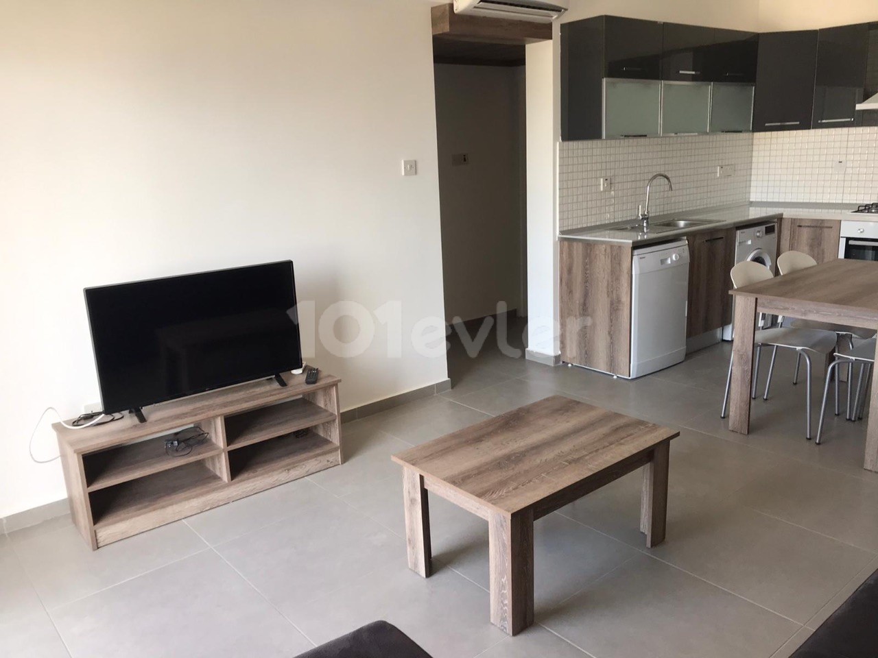 2+1 Flat for Rent in the Center of Kyrenia