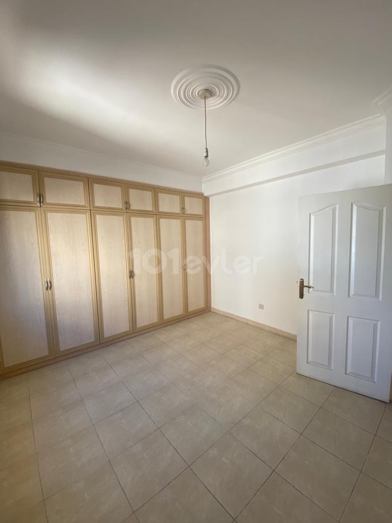 3+ 1 Turkish Kochanli Apartment for Sale in Kyrenia City Center ** 