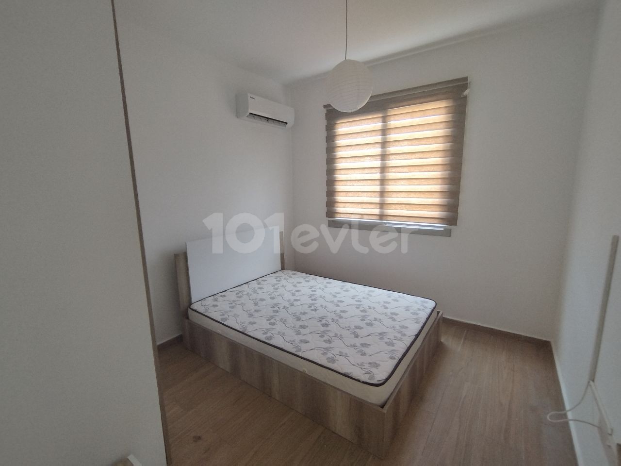 Kyrenia Turk Mahallesi Sea View 2+1 Apartment for Rent