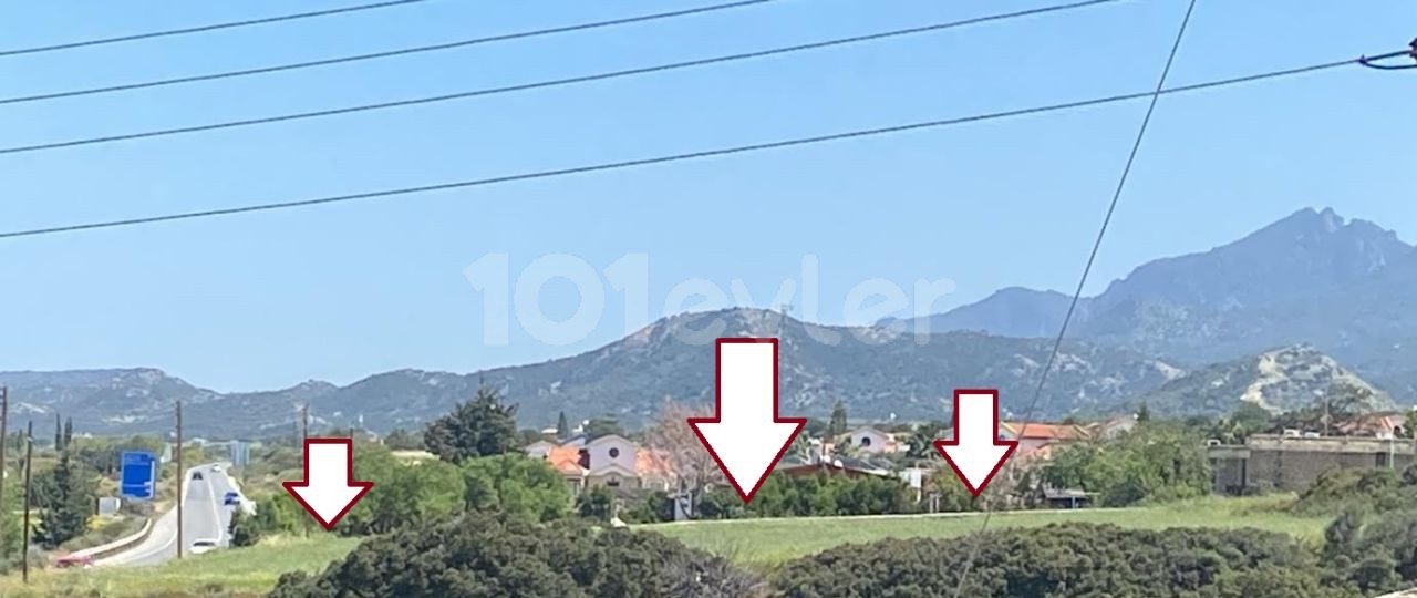 FÜR DEN BAU GEEIGNET - KAUFGELEGENHEIT IN EINEM SICH SCHNELL ENTWICKELNDEN BAUGEBIET - BLICK AUF DIE BERGE UND DAS MEER