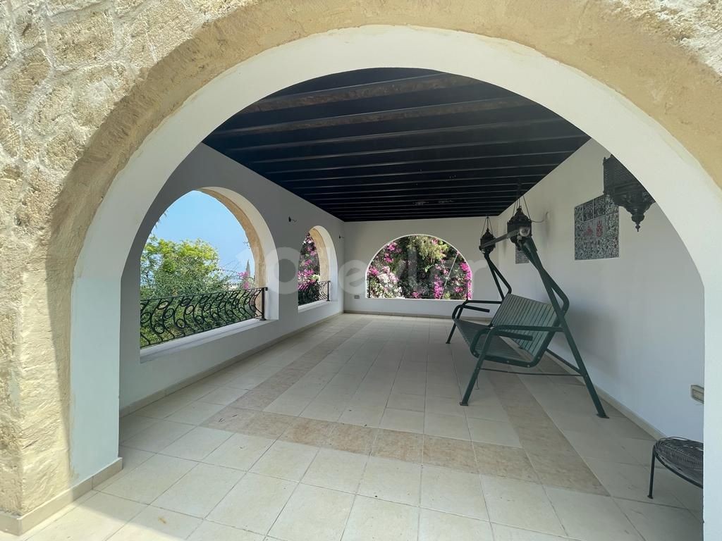 3 bedroom villa for sale in the mountains of Bellapais area